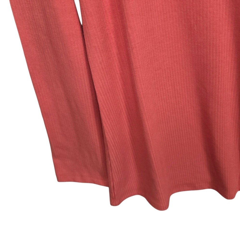 Torrid Top Womens 2 US Plus 2X Pink Ribbed V Neck Long Sleeve Knit Casual - Picture 2 of 7